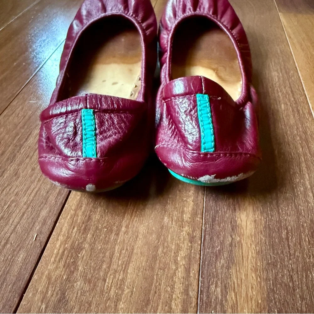 Tieks Burgundy Flats - Picture 5 of 7